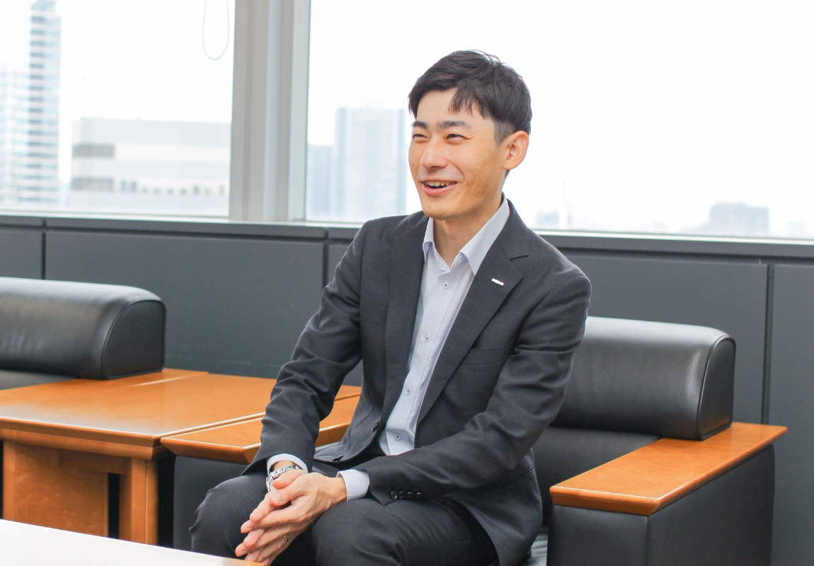 社員紹介一人目、事務系営業のODAの写真