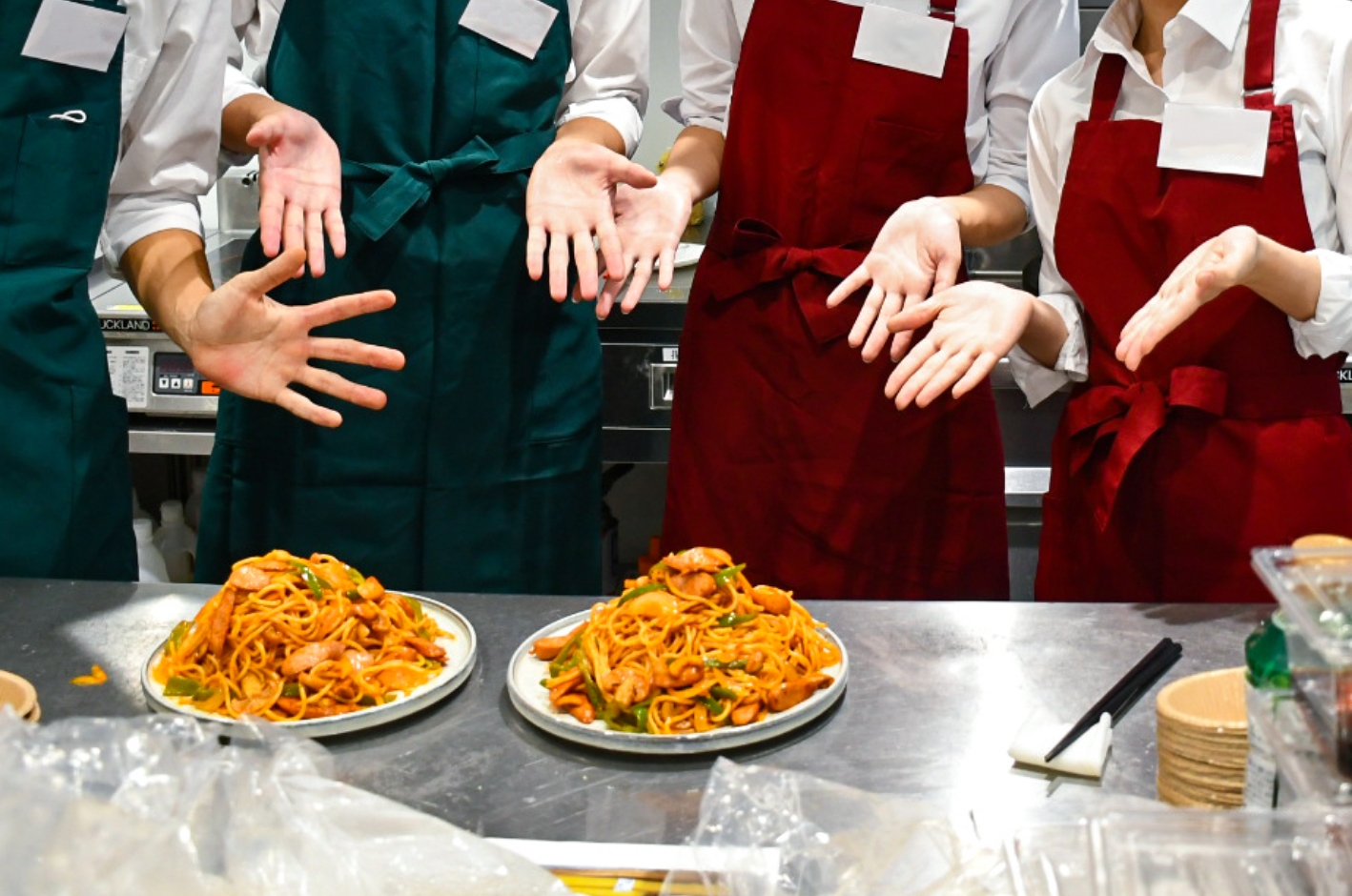 おいしさデザイン工房で行う2026年度新卒者内定式の様子の写真