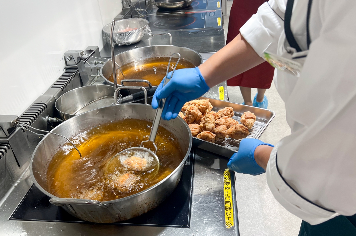 おいしさデザイン工房で行う2026年度新卒者内定式の様子の写真