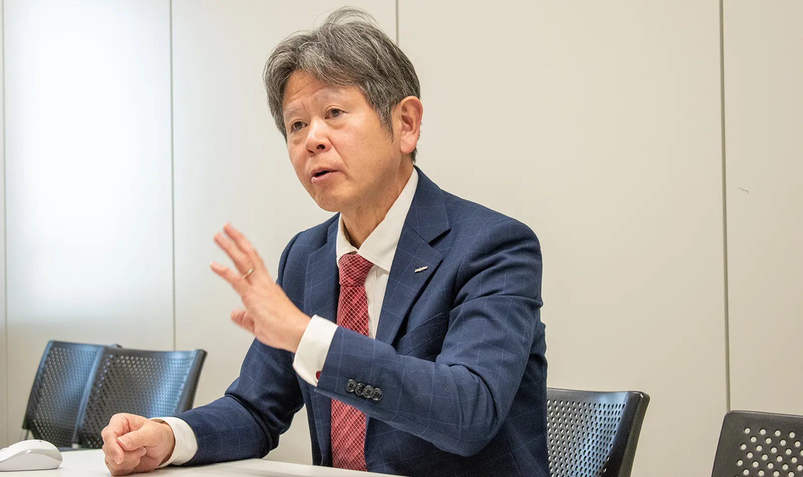 オリーブオイルのおいしさを支えるJOYLオリーブオイル官能評価パネルチームの取り組み