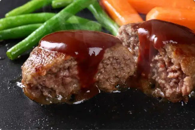 ネオトラストによりジューシーに仕上がったハンバーグのイメージ画像