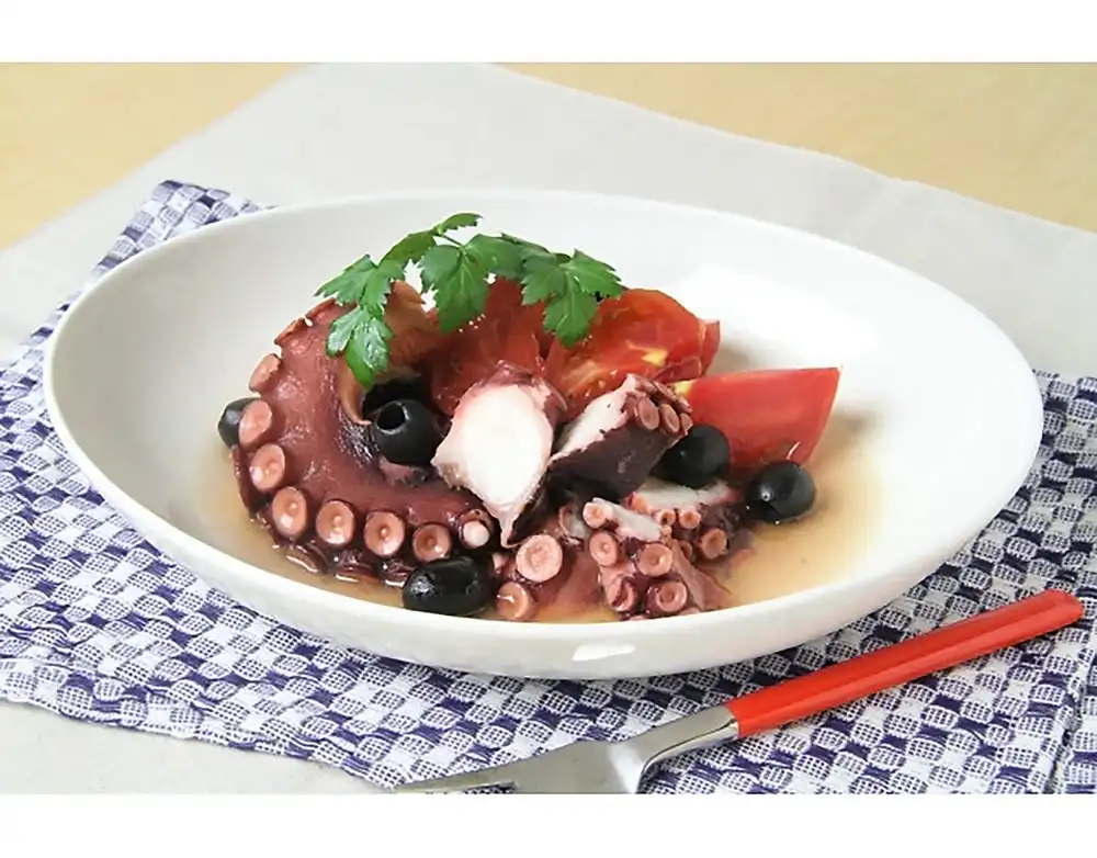 冷製タコとトマトのオリーブ煮