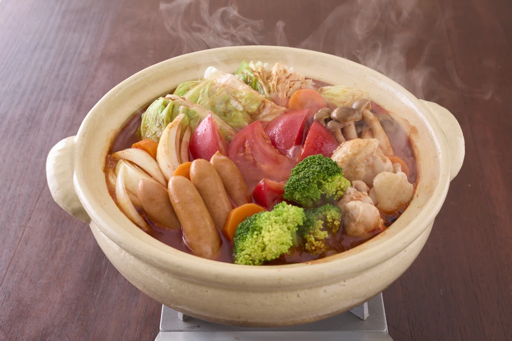 いつものトマト鍋で!スパイシージャンバラヤ風
