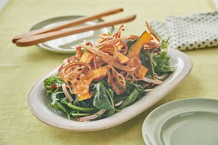野菜チップスサラダ