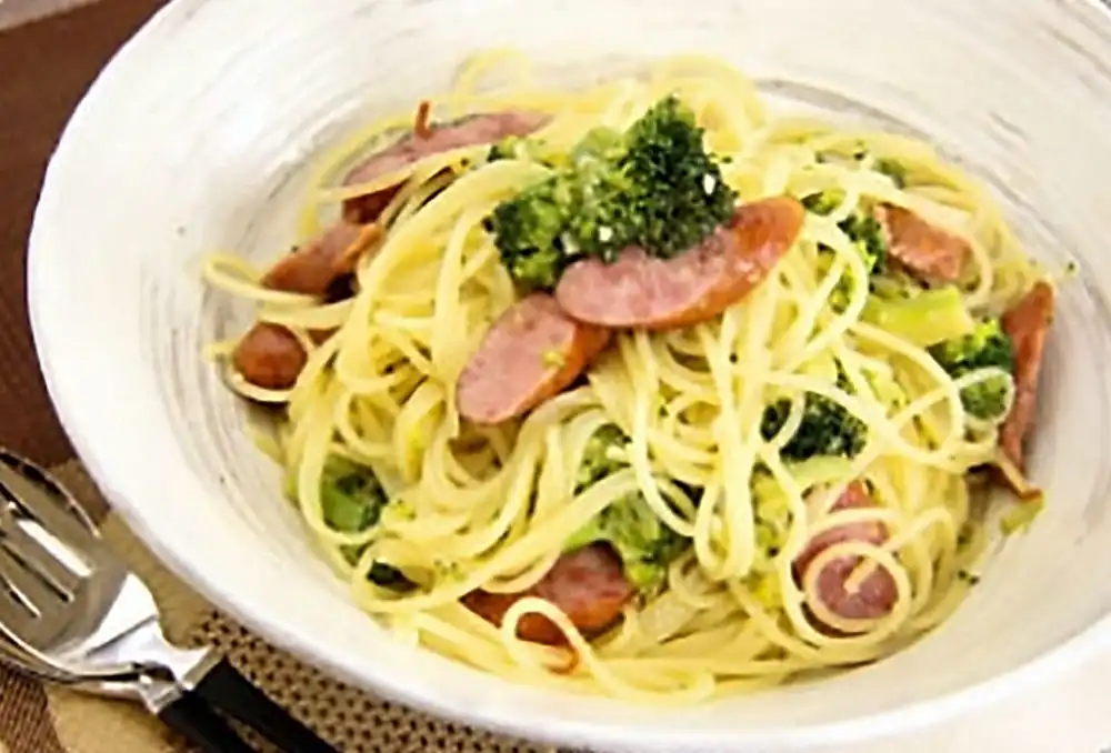 ブロッコリーの和風パスタ