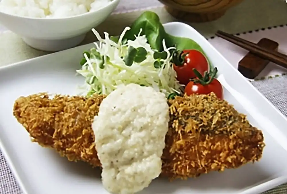 秋鮭のフライwithとろろのゴマみそソース