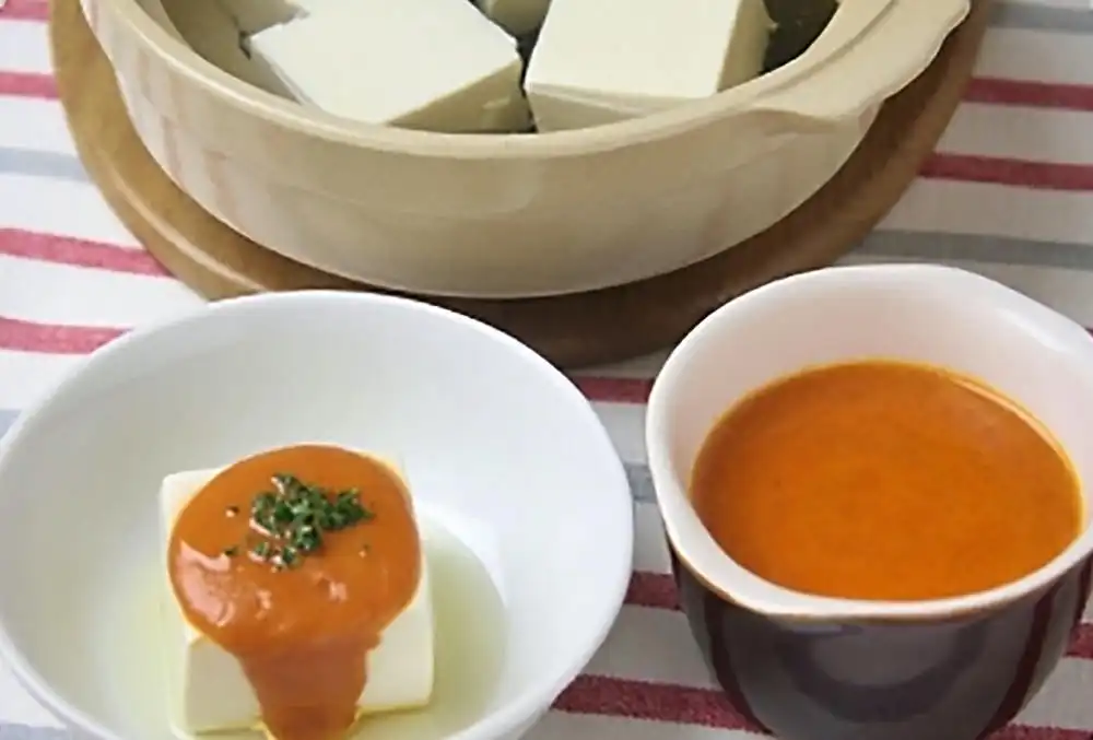 トマト&チーズ湯豆腐