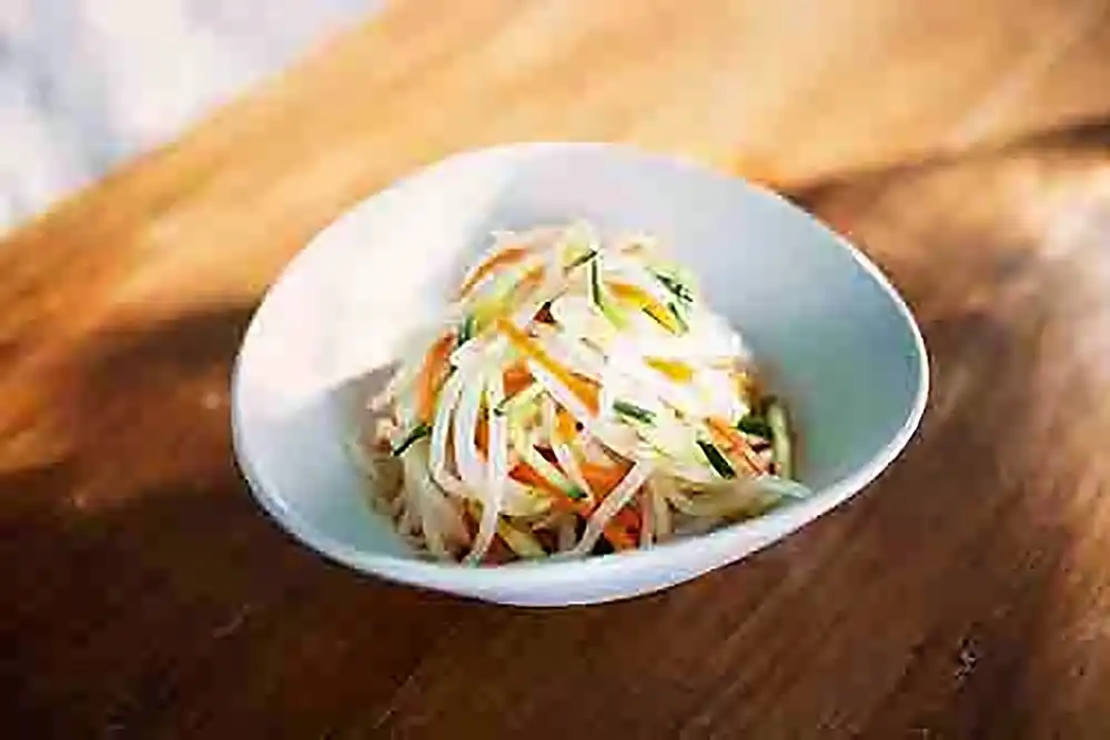 丸鶏ナムル