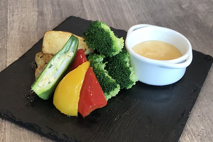 Violife　野菜のみそチーズディップ